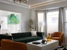 Luxe Victorian Retreat • Walk to Downtown