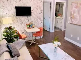 Lovely 2 bedroom suite in Langford