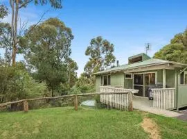 Canobolas Mountain Two-Bedroom Cabin 2