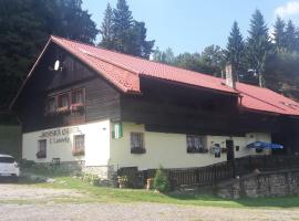 Horská chata "U Lanovky", hotel v destinaci Zadov