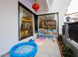 Huazhu Hongcun Yingwushan Homestay, hotel i Huangshan