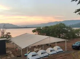 The Lake Story - Uksan