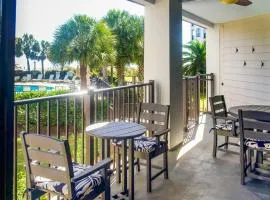 Newly Renovated Beachfront Condo Pool Balcony 108 Summerhouse by AvantStay