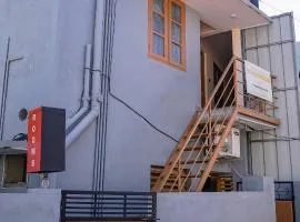 AnanthaSayanam Homestay Near Sri Padmanabha Swamy Temple