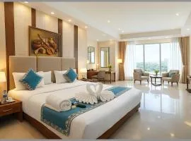 Hotel Shree Ramayanam Premium Near Ayodhya Railway Station 200m - Shri Ram Janmbhoomi Temple 900m - Free Wifi and Parking Facility - Fully Air conditioning Premium Room- Best Premium Hotel In Ayodhya