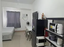 Ivy's CozyStaycation