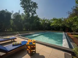 SaffronStays Hill Crest