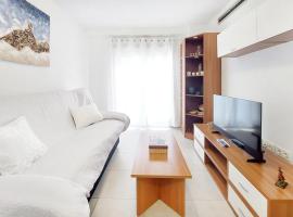 Amazing Apartment In Vinaroz With Wifi, hotel in Vinarós