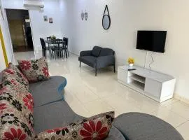 Single Storey 3R2B walk to Restaurant & Shop at PD by MAISON