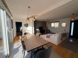 10 min Chambord, Bike Path, ideal for families