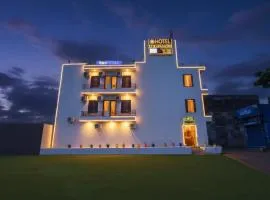 FabHotel AB Residency