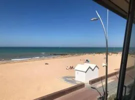 Appartement lumineux près de la plage à Courseulles-sur-Mer, 40 m²