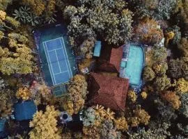 Covehill Green Resort