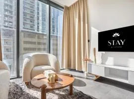 STAY BY LATINEM Luxury 1BR Holiday Home CC 0302 Near Burj Khalifa