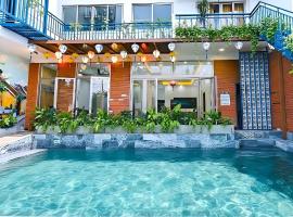 Ancient Beach Boutique & Spa - Beachside Hotel, Hotel in Hội An