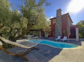 Casa Calma Villa, Nature Escape with Private Pool