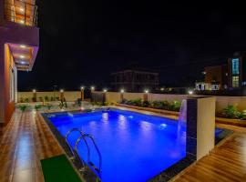 Paradise, ξενοδοχείο σε Malavli