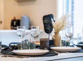 Easy Days & Soft Mornings between BNE City & GC, hotel em Loganlea