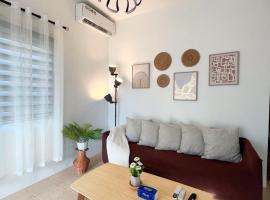 Serene Stay in Royal Palms Tres Panglao 1409, ξενοδοχείο σε Dao