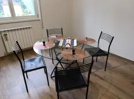 Sidera comodo e luminoso loft centro paese e spiaggia - Lago di Como loft accogliente e curato