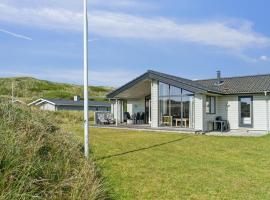 Feriehus 3020، فندق في فيد ساندي