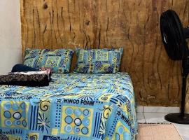 Kitnet Dream House 4, Hotel in Bayeux