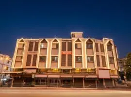Via Sai Lodging - Nashik Railway Station