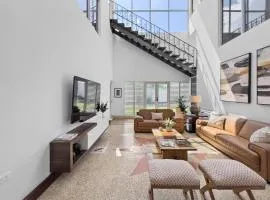 Casa Aloe Modern Island Living Near Airport