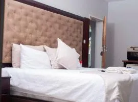 Comfort-driven hotel rooms in Hazeldene - 2335