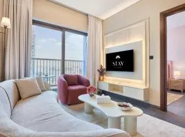 STAY BY LATINEM Luxury 1BR Holiday Home CC 0913 Near Burj Khalifa