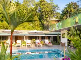 Luxury Apartments Nauyaca by Paradiselodge