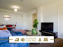 4 BDR House By Caledonia Luxe Stays Short Lets & Serviced Accommodation Dunfermline, hotel i Rosyth