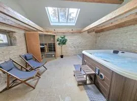 Ferme spacieuse climatisée, SPA & Pétanque