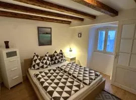 Stone house Anja