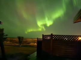 Comfort and Rest, hotel with hot tubs in Sandgerði