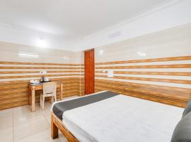 Hotel O Sharmila Guest House，位于蓬蒂切里的酒店