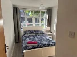 Bright and Central Belfast City Apartment