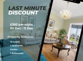 Luxury pair of Georgian apartments, hot tub, sea views, sleeps 12