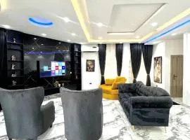 Luxury 2Bedroom Apartment In Wuye By Astro Homes