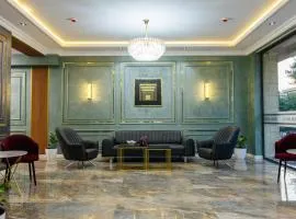 Royal Sebzor Expo Hotel