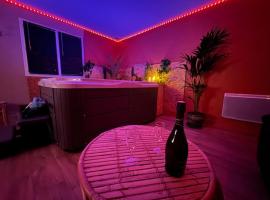 les suites privilèges, Hotel in Bellegarde-Poussieu