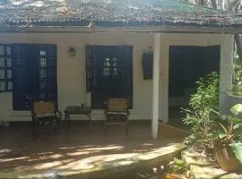 Boko Boko Guesthouse and Porini Restaurant