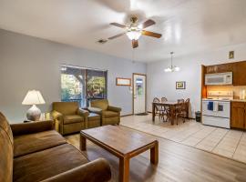 Juniper-Lodge by Roundhouse Resort and Spa, Hotel in Indian Pine