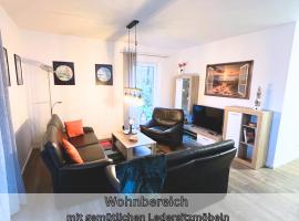 NEU "Poseidon" Papenburg ebenerdig rollstuhlgerecht 84 qm Neubau EBK Free Wifi NEU, Hotel in Papenburg