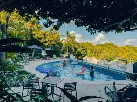 Viajero Bacalar Hostel