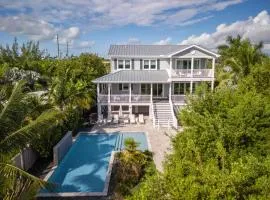 Spindrift House -Huge Pool, Dock