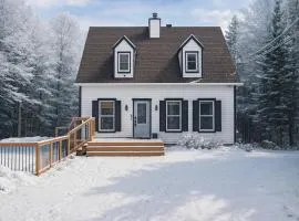 Le Chic Montagnard - Chalet with HOT TUB and pool