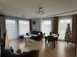 Apartament Księżycowy z garażem FV VAT, ξενοδοχείο σε Nowy Sącz