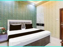 SS Heritage Palace near Lucknow Juncation # Free Wi-Fi and Room Service Facilities # Fully Air conditioning Premium Room - Best Premium Hotel In Lucknow