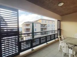 Appartement avec clim et parking à Uzès